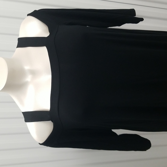 Cupio Woman Black Cold Shoulder With Lace Bottom Top - Picture 3 of 7